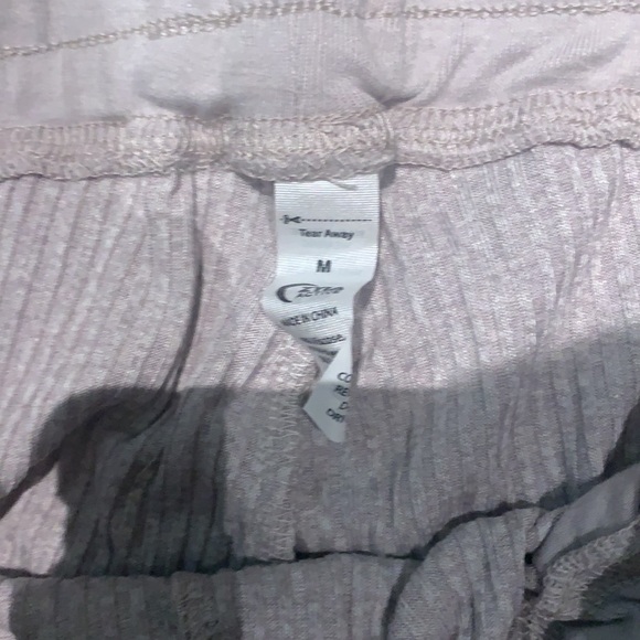 Zyia Gray Ribbed Joggers - Picture 7 of 11